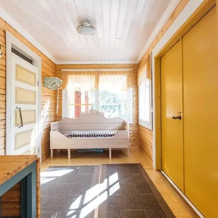 Akselin Lomatupa Villa *